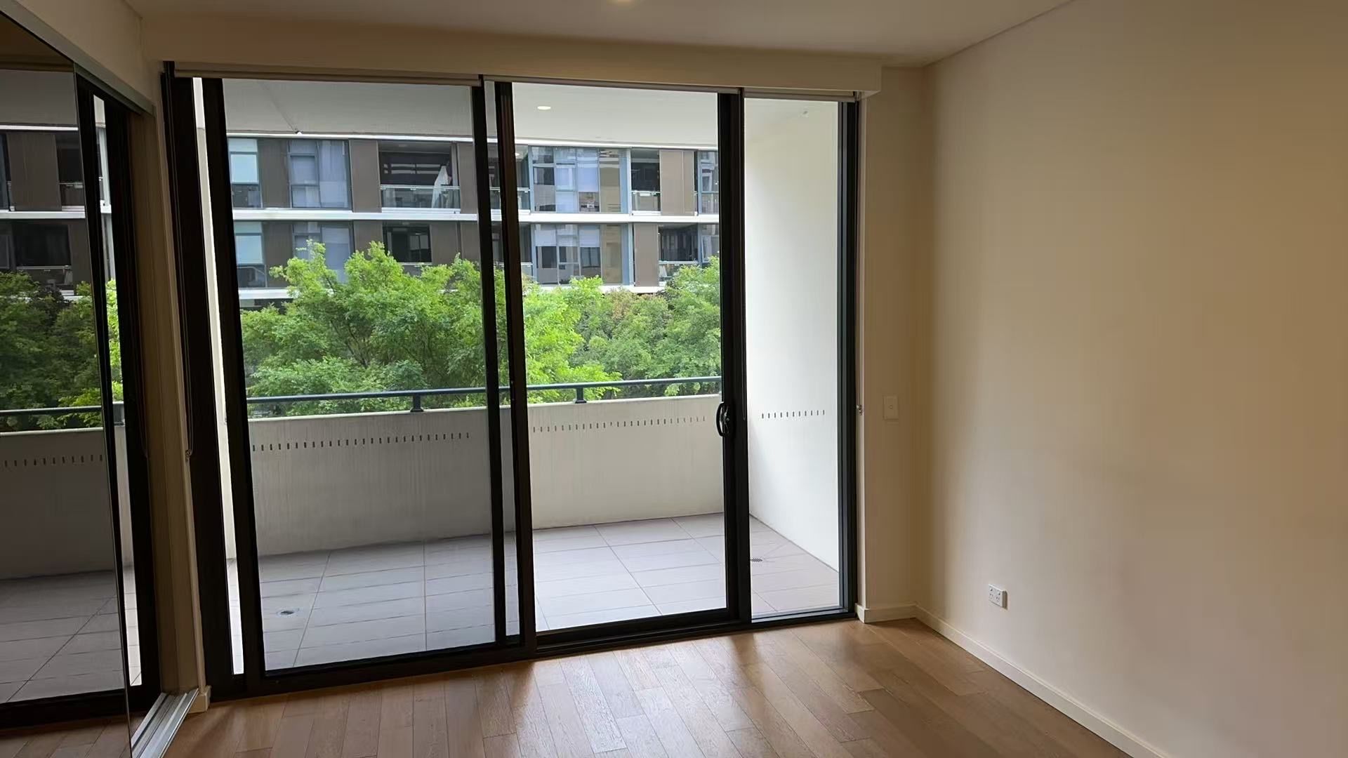 1 bedrooms Apartment / Unit / Flat in G04/2 muller lane MASCOT NSW, 2020