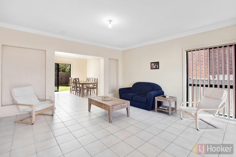 11/6-10 Ligar Street, Fairfield Heights NSW 2165, Image 2