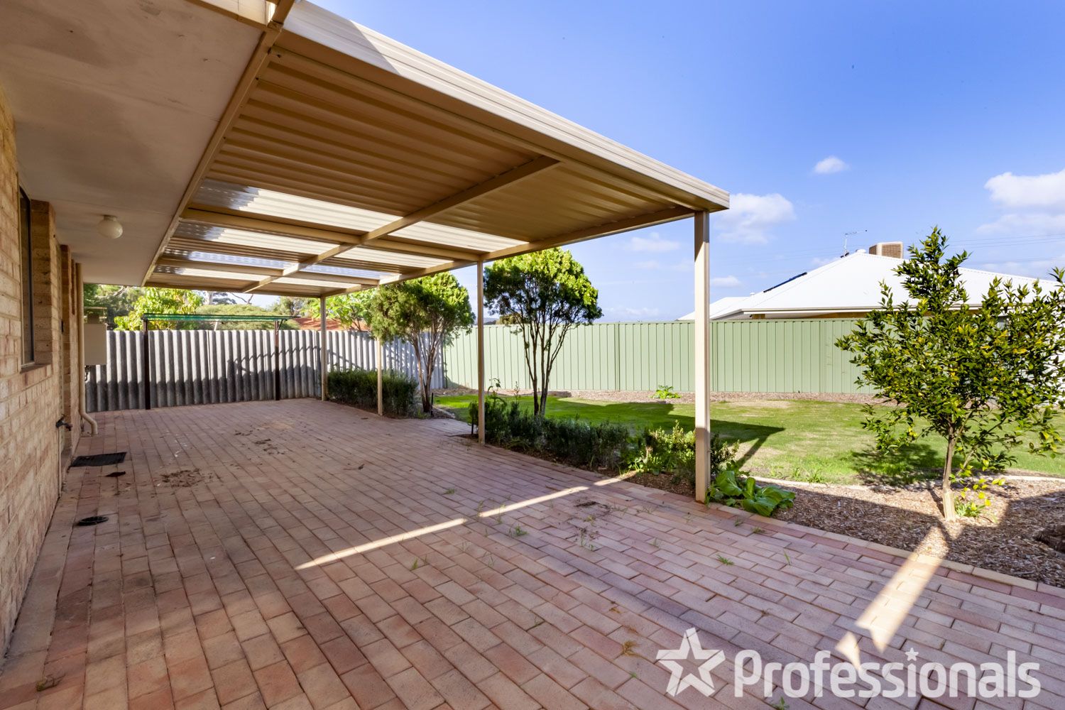 17a Dwyer Crescent, Gosnells WA 6110, Image 2