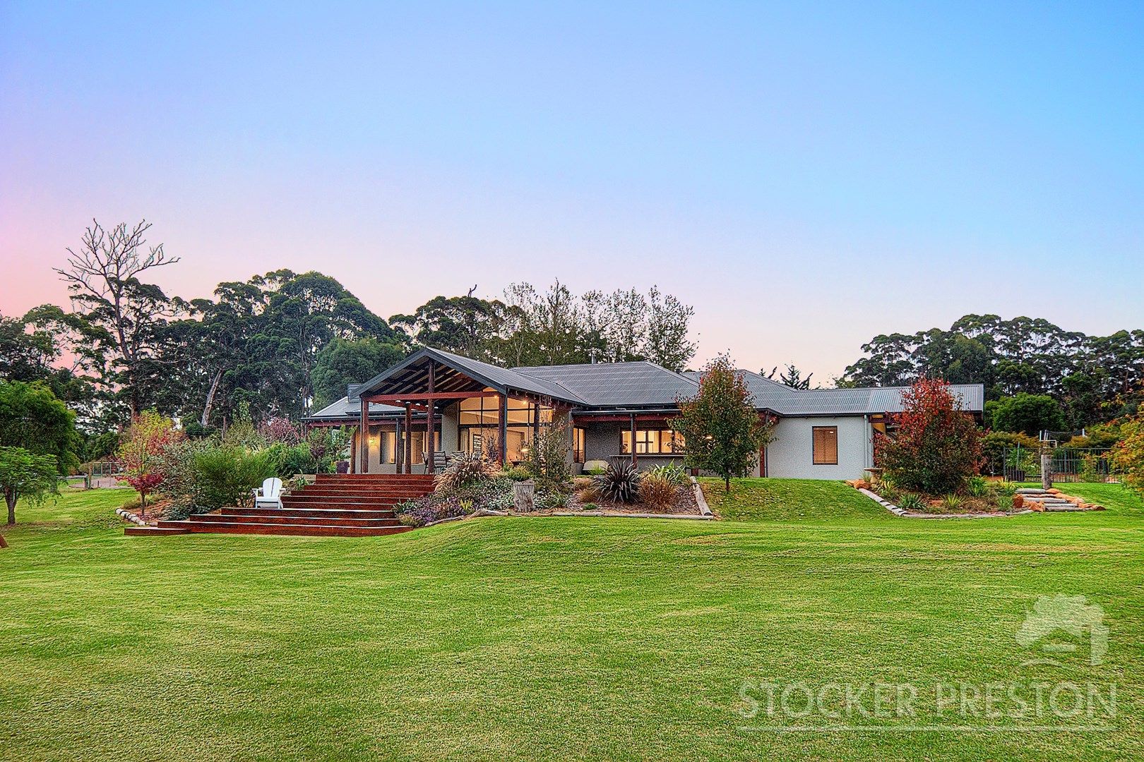 33 Hereford Place, Margaret River WA 6285, Image 0