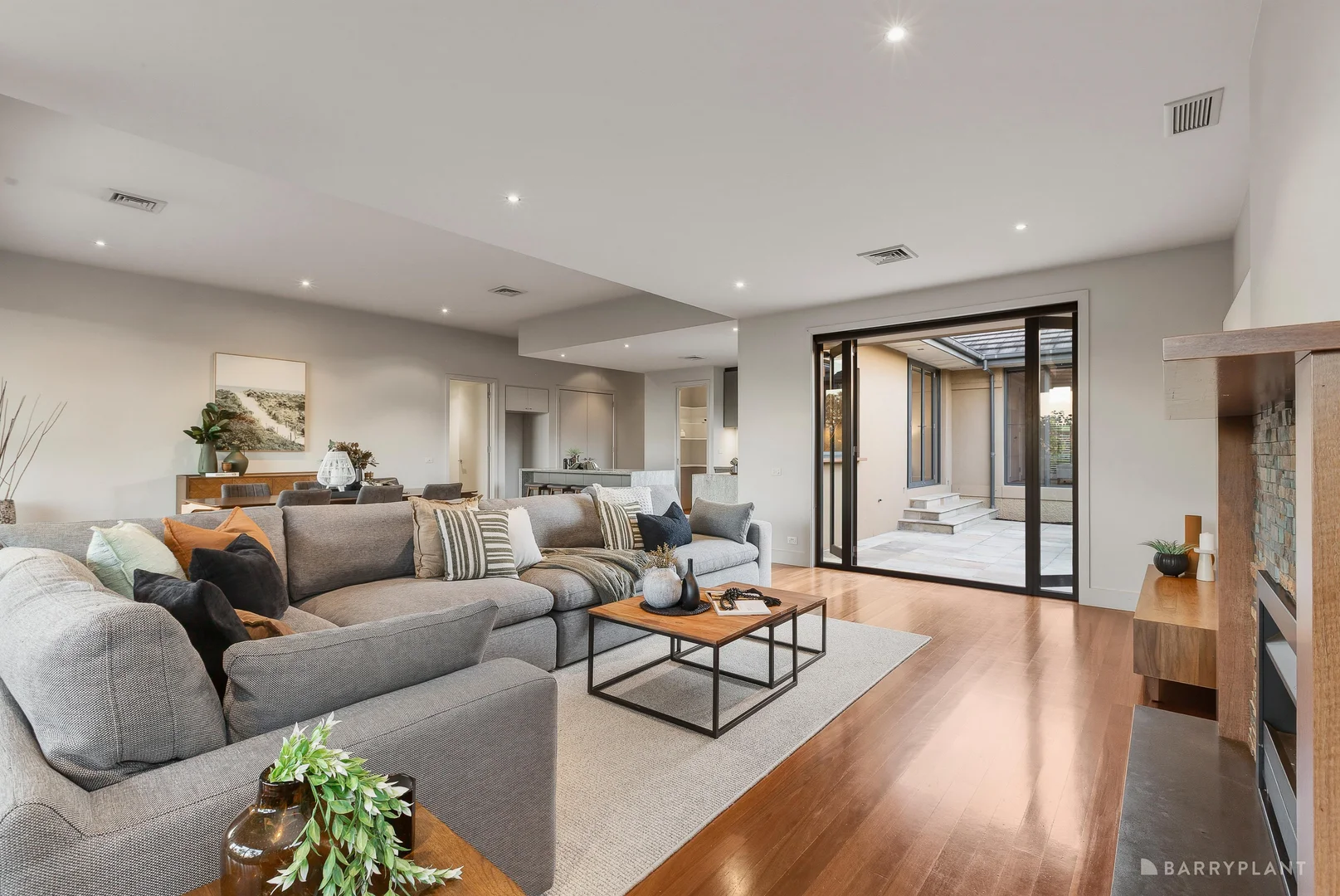 Additional image 4 of 8 Carnoustie Lane, Chirnside Park VIC 3116