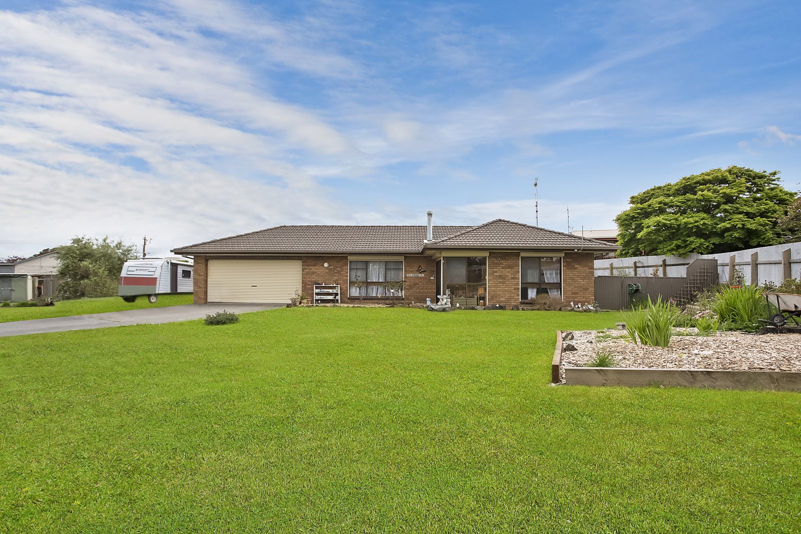 12 Bond Street, Timboon VIC 3268, Image 1