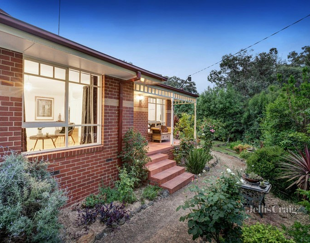 7 Howell Court, Research VIC 3095