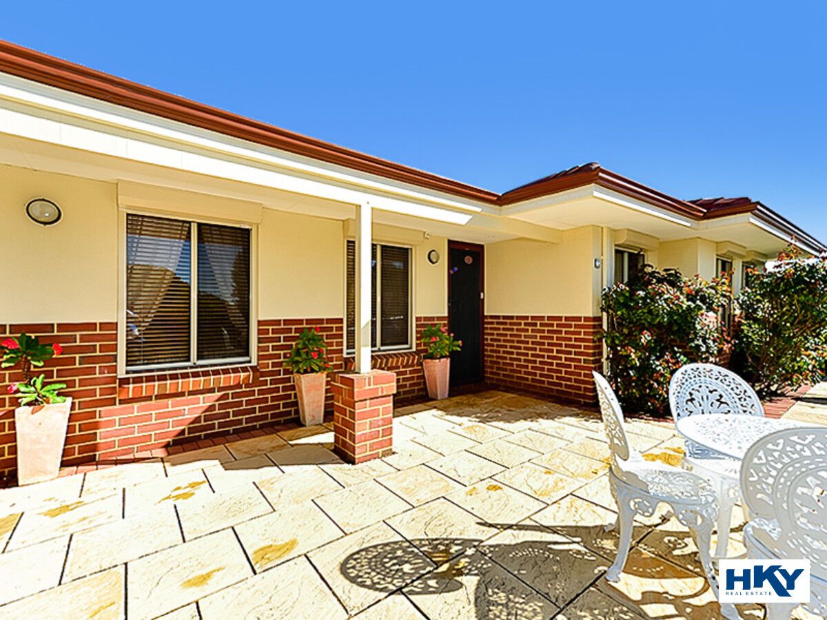 4 bedrooms House in 3 Renner Circle WANNEROO WA, 6065