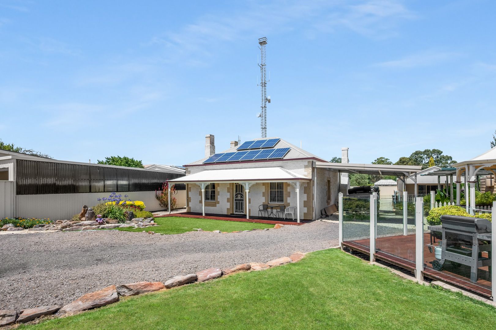 40 Riddoch St, Penola SA 5277, Image 2