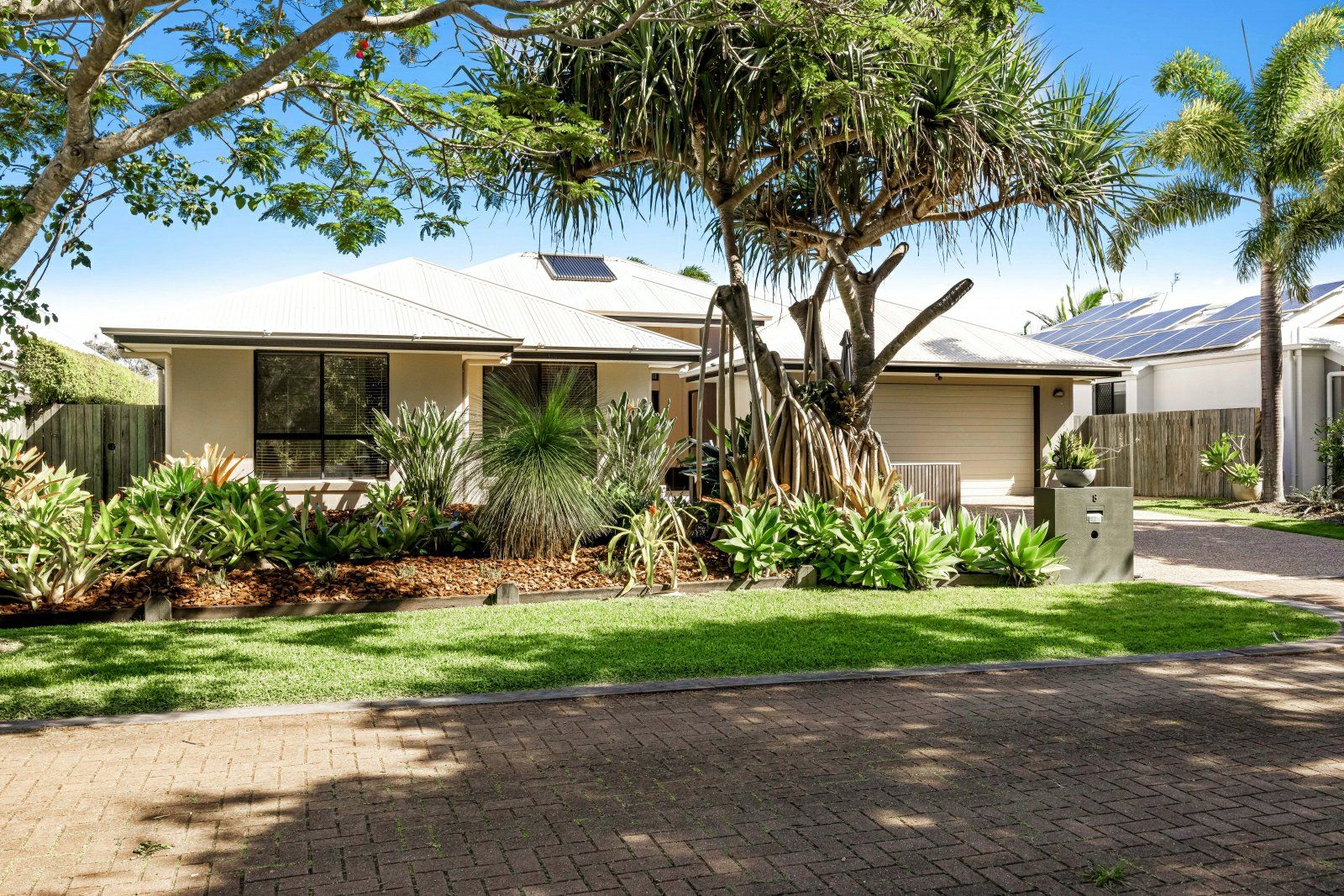 8 Undanbi Lane, Twin Waters QLD 4564, Image 1