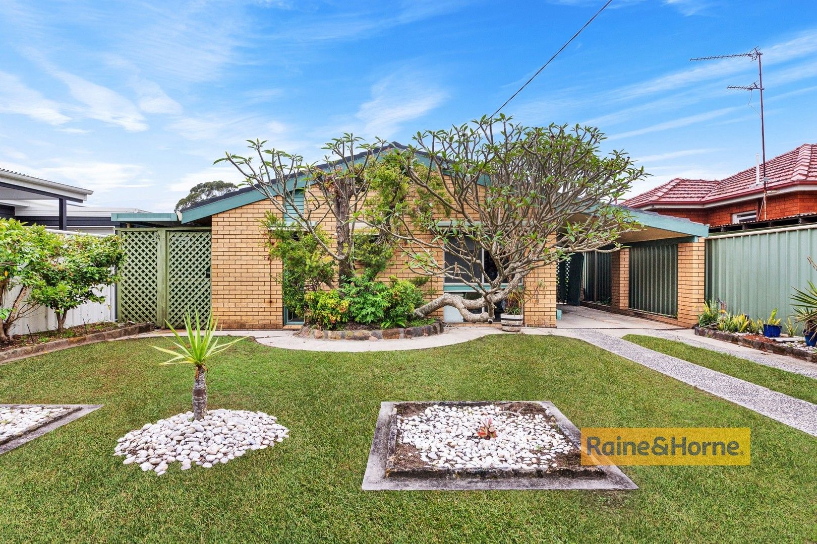 52 Trafalgar Avenue, Woy Woy NSW 2256, Image 0