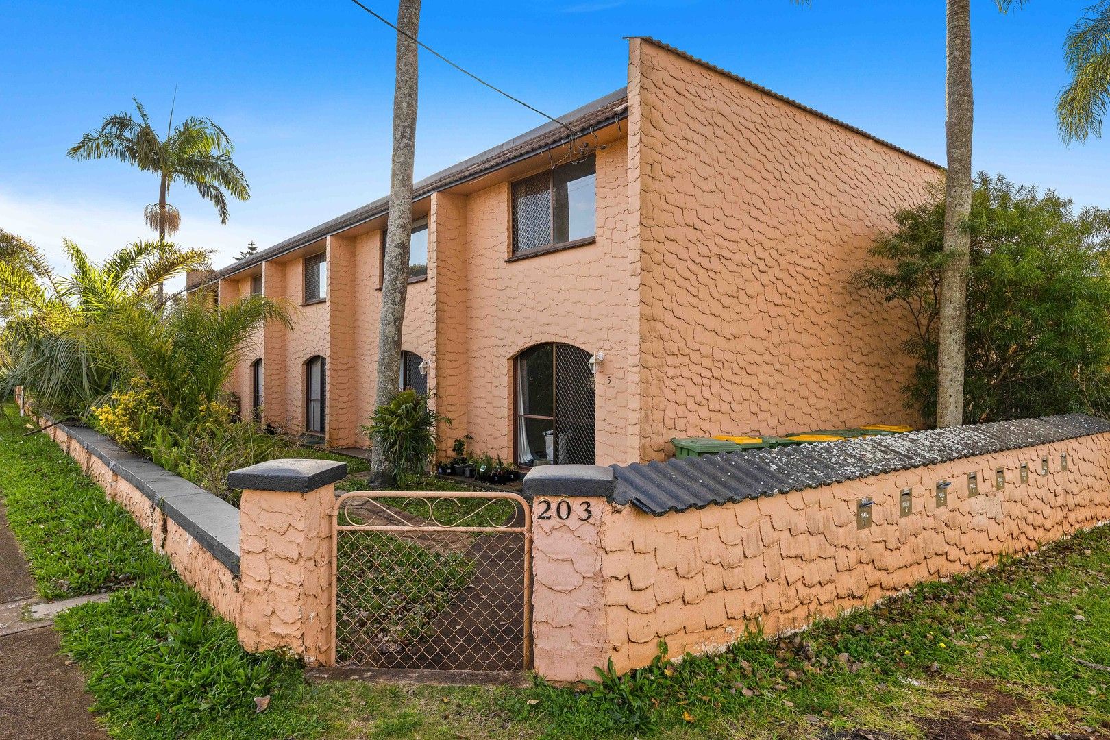 Unit 5/203 Campbell Street, Newtown QLD 4350, Image 0