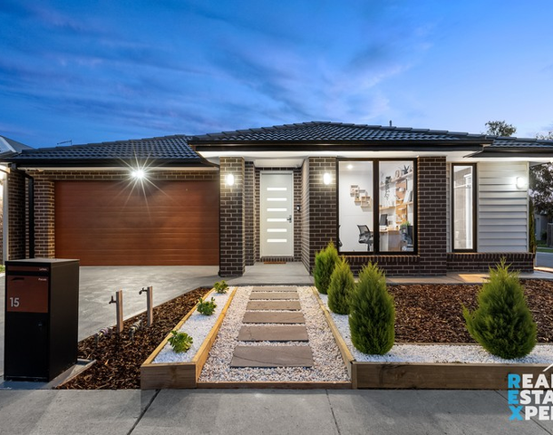 15 Rowling Drive, Officer VIC 3809