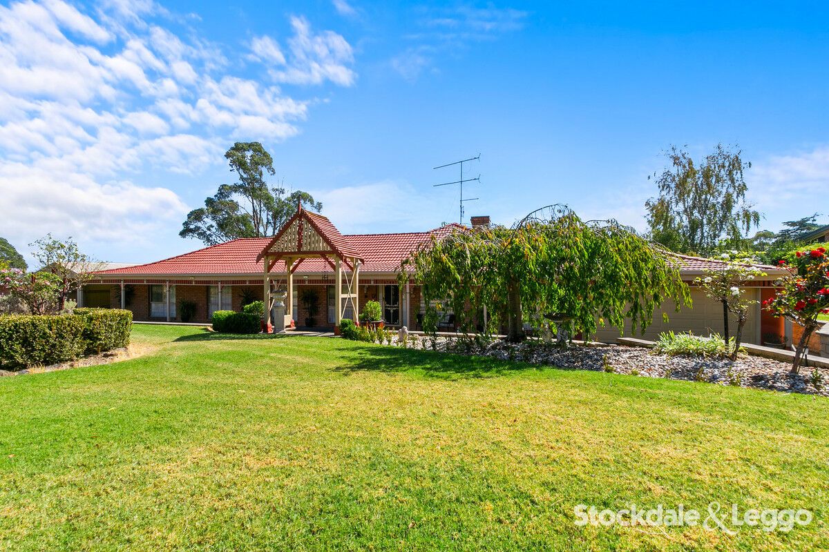 1 Dunton Drive, Churchill VIC 3842, Image 2