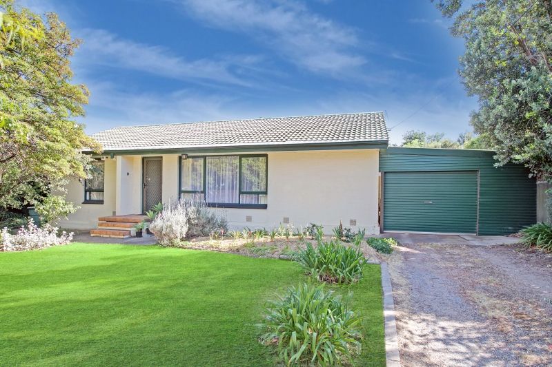 17 Sabina Crescent, CHRISTIE DOWNS SA 5164, Image 1