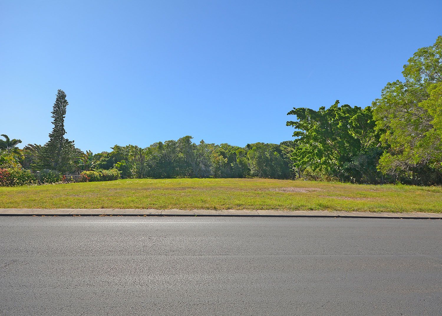 Dundowran Beach QLD 4655, Image 1