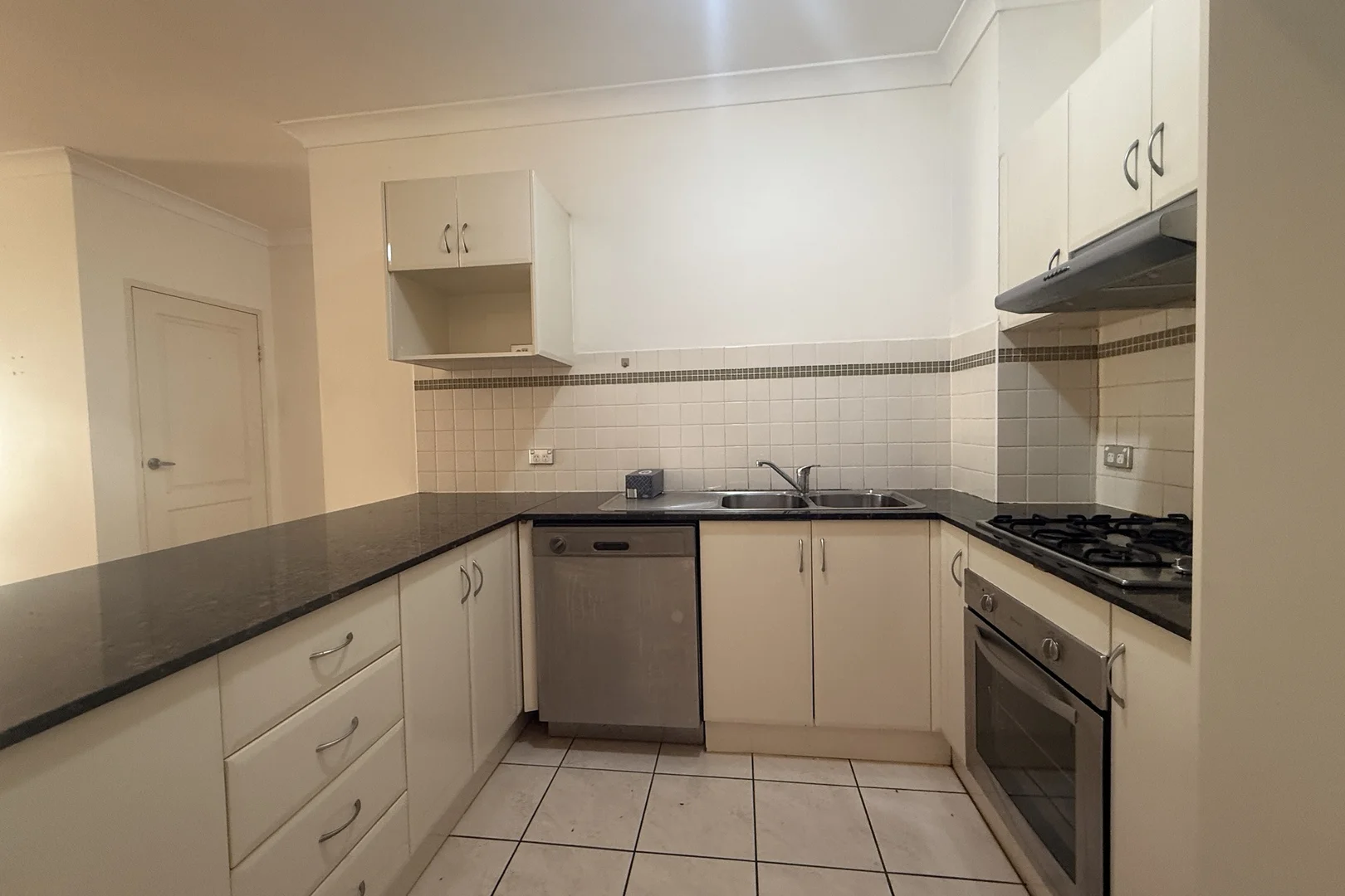 Additional image 9 of 7/8-10 Browne Parade, Warwick Farm NSW 2170