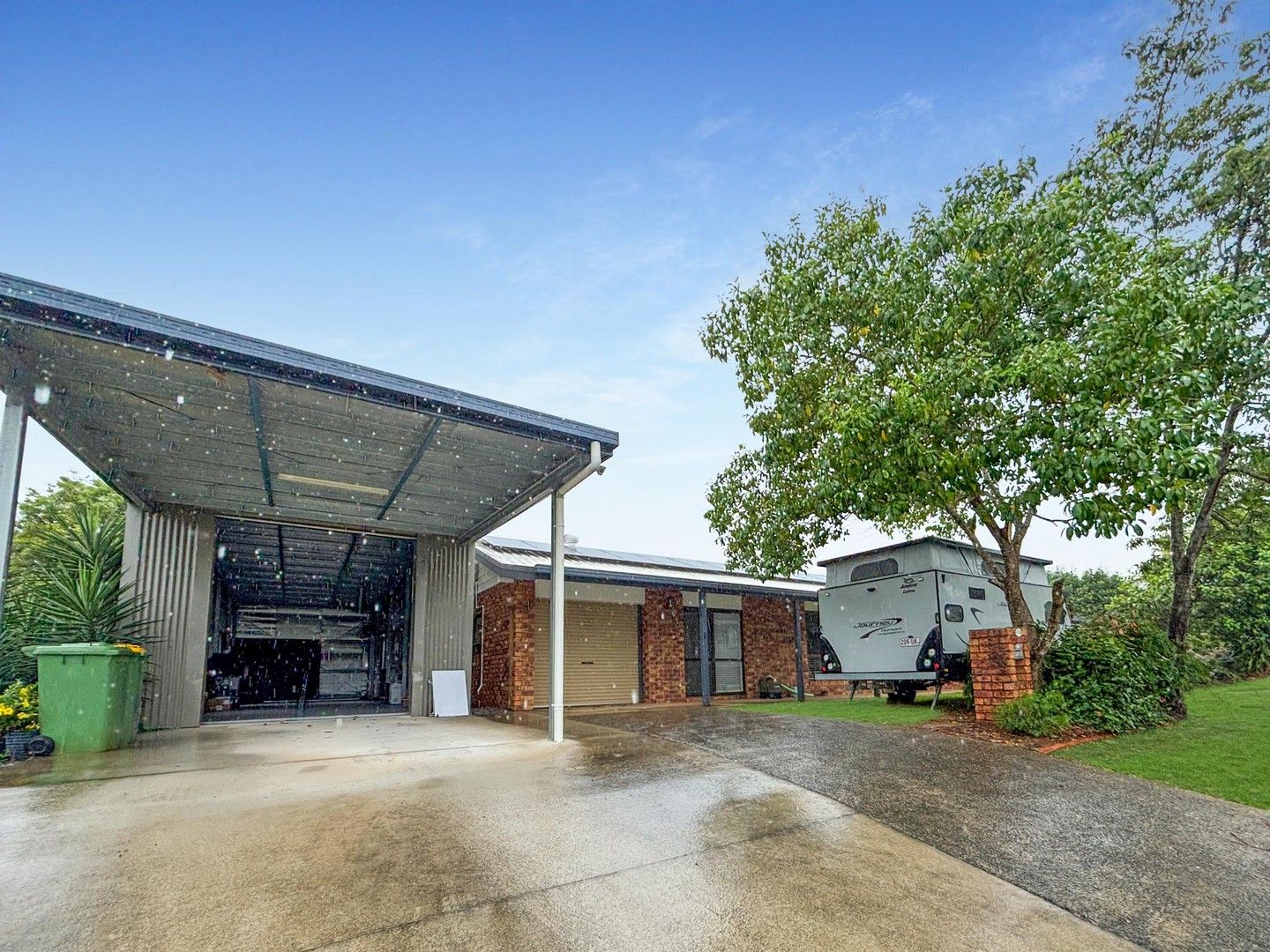 4 bedrooms House in 174 Harvey Road REDLYNCH QLD, 4870