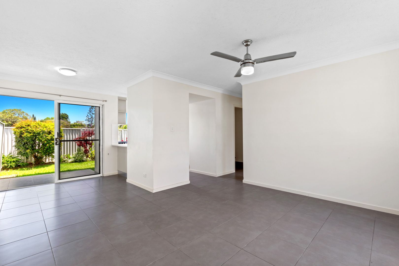 3/8 Low Street, Yandina QLD 4561, Image 2