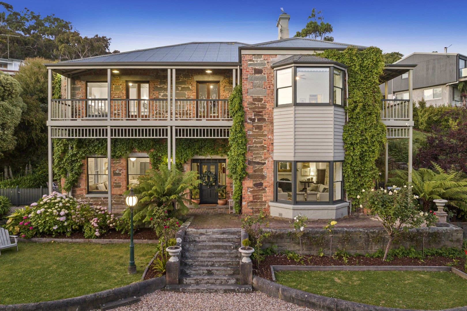 5 bedrooms House in 3 Deans Marsh Road LORNE VIC, 3232