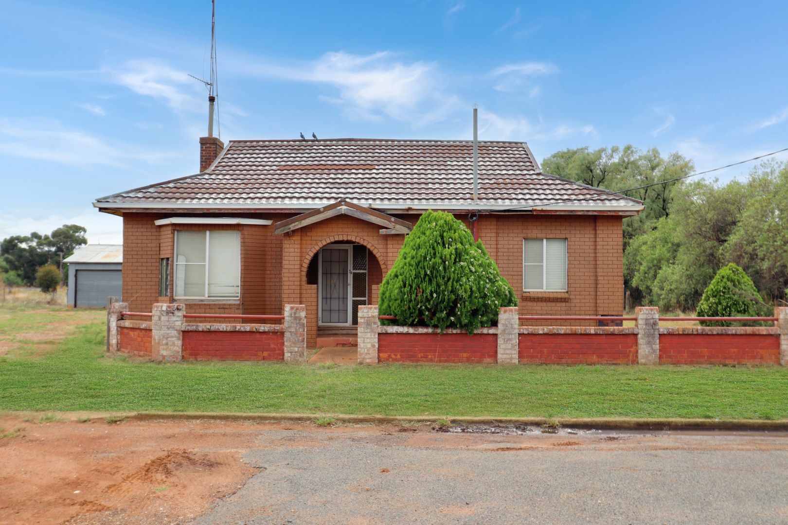 39 Ethel Street, Ungarie Property History & Address Research Domain