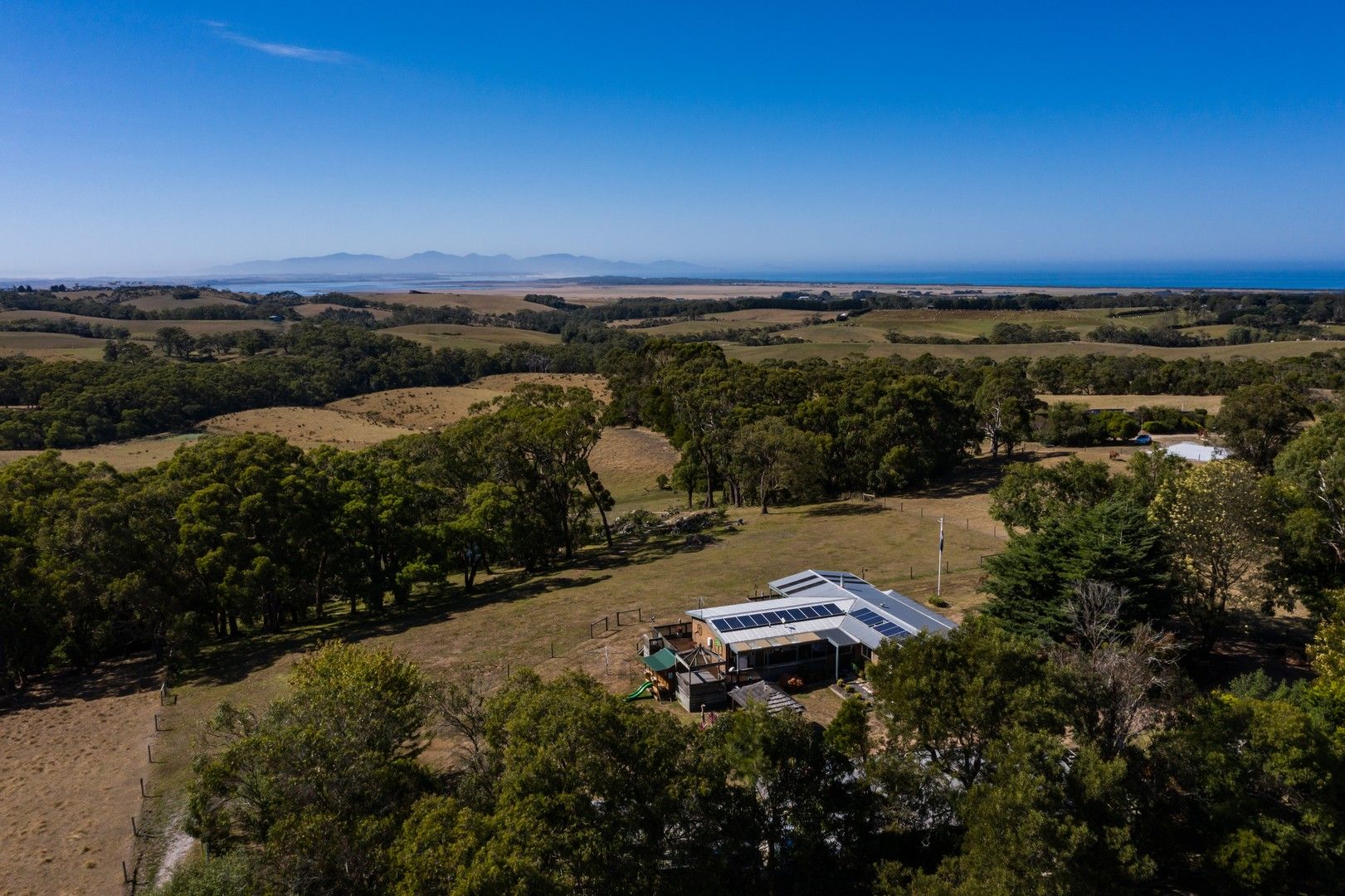 3 bedrooms House in 665 Waratah Road FISH CREEK VIC, 3959