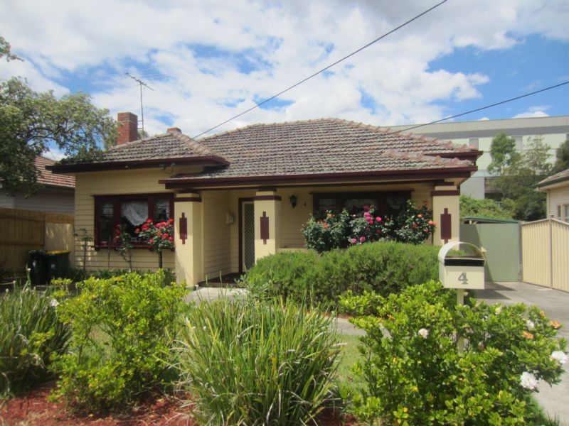 3 bedrooms House in 4 Armstead Avenue COBURG VIC, 3058