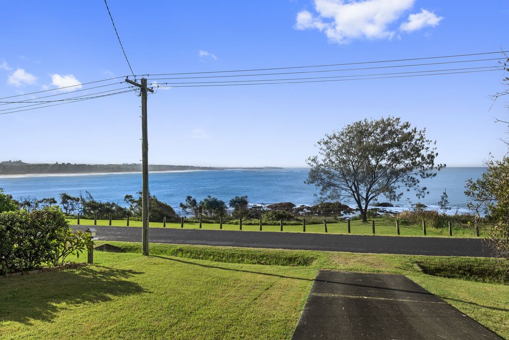 40 Pollack Esp, Woolgoolga NSW 2456, Image 1