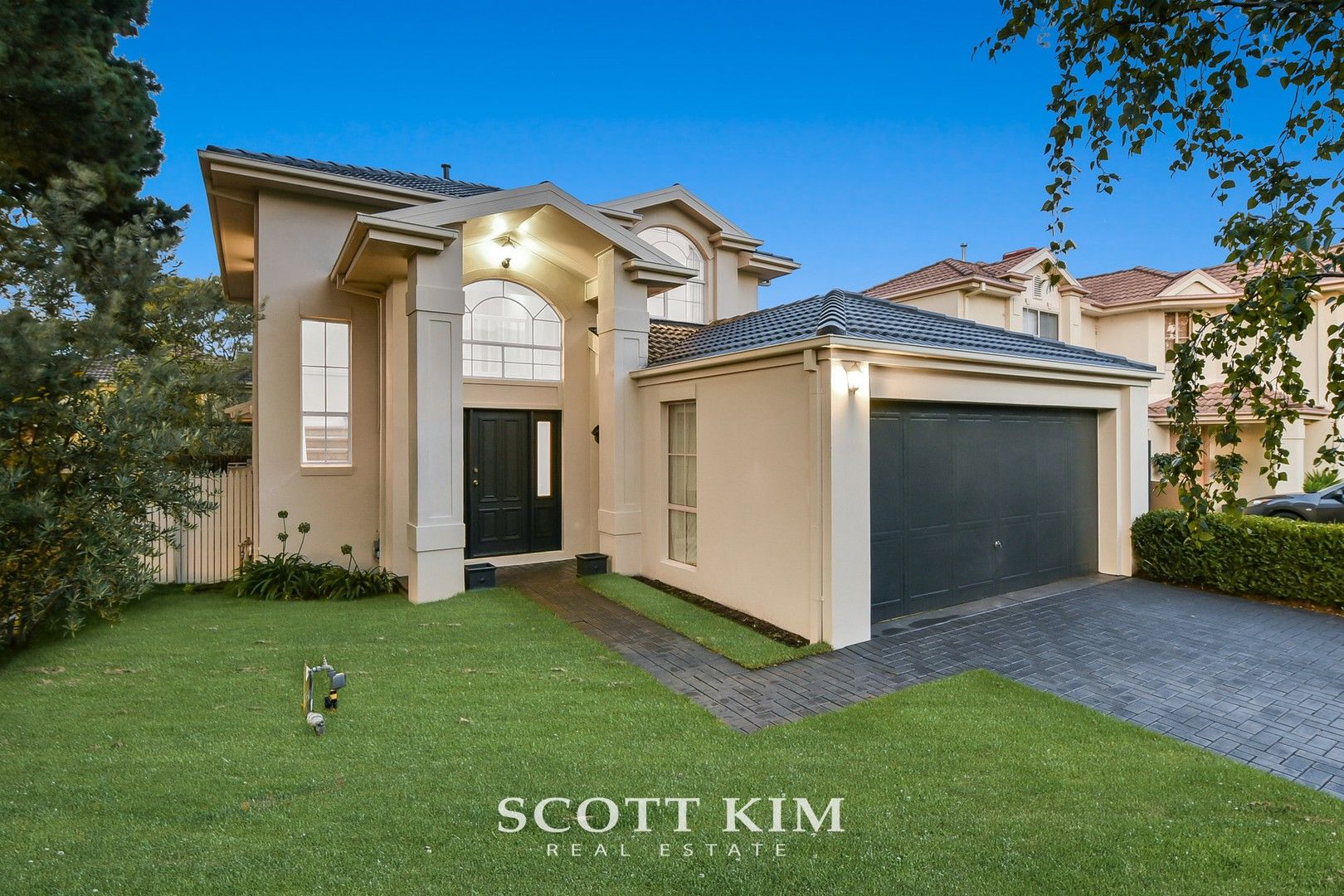 3 bedrooms House in 1 Silverwood Way GLEN WAVERLEY VIC, 3150