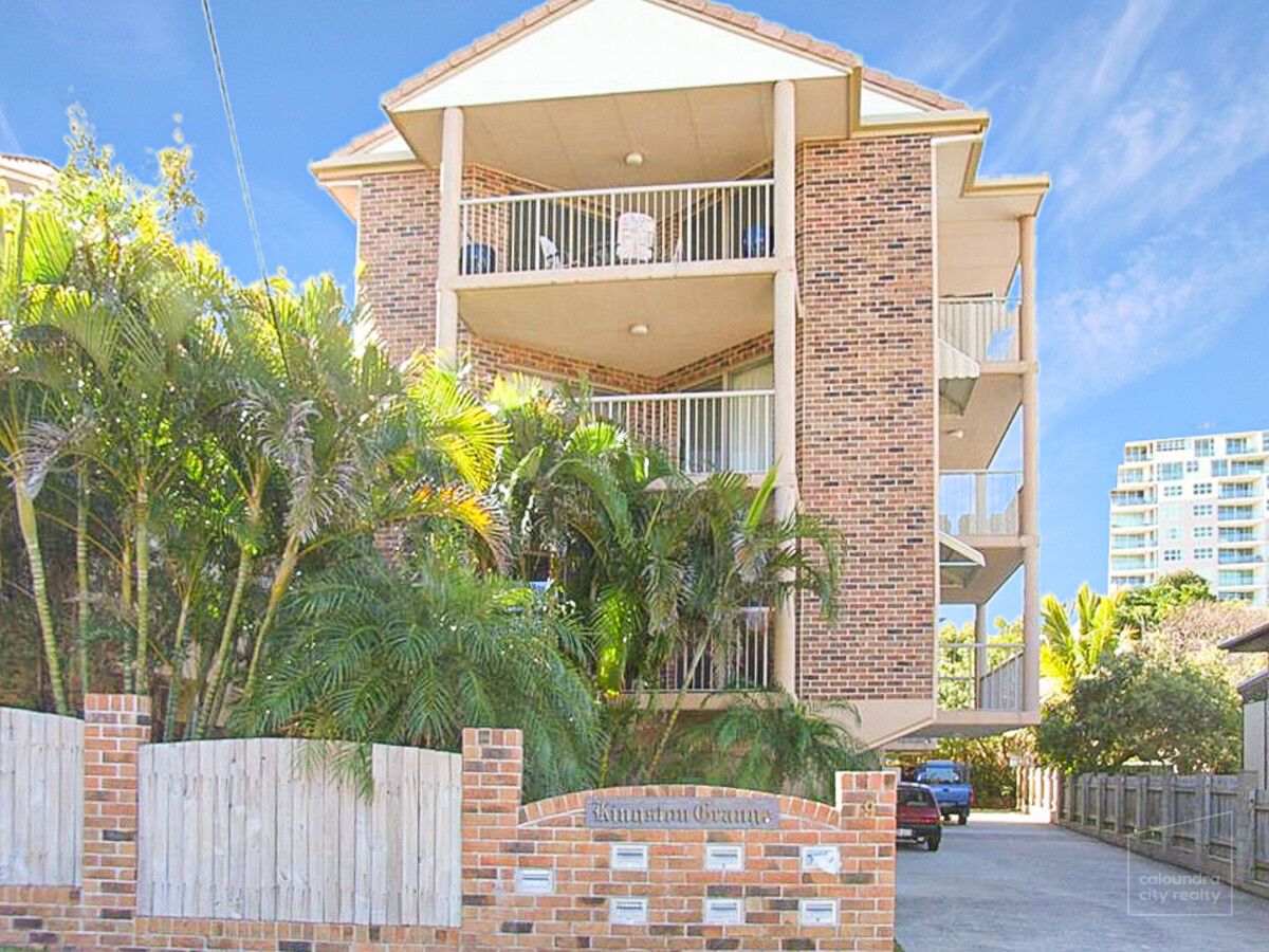 2/9 Saltair Street, Kings Beach QLD 4551, Image 0