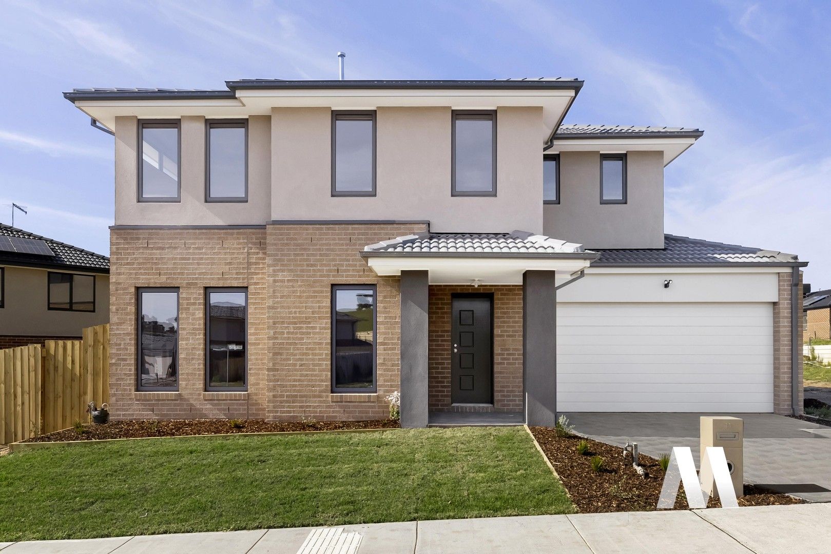 4 bedrooms House in 11 Toolern Drive MERNDA VIC, 3754