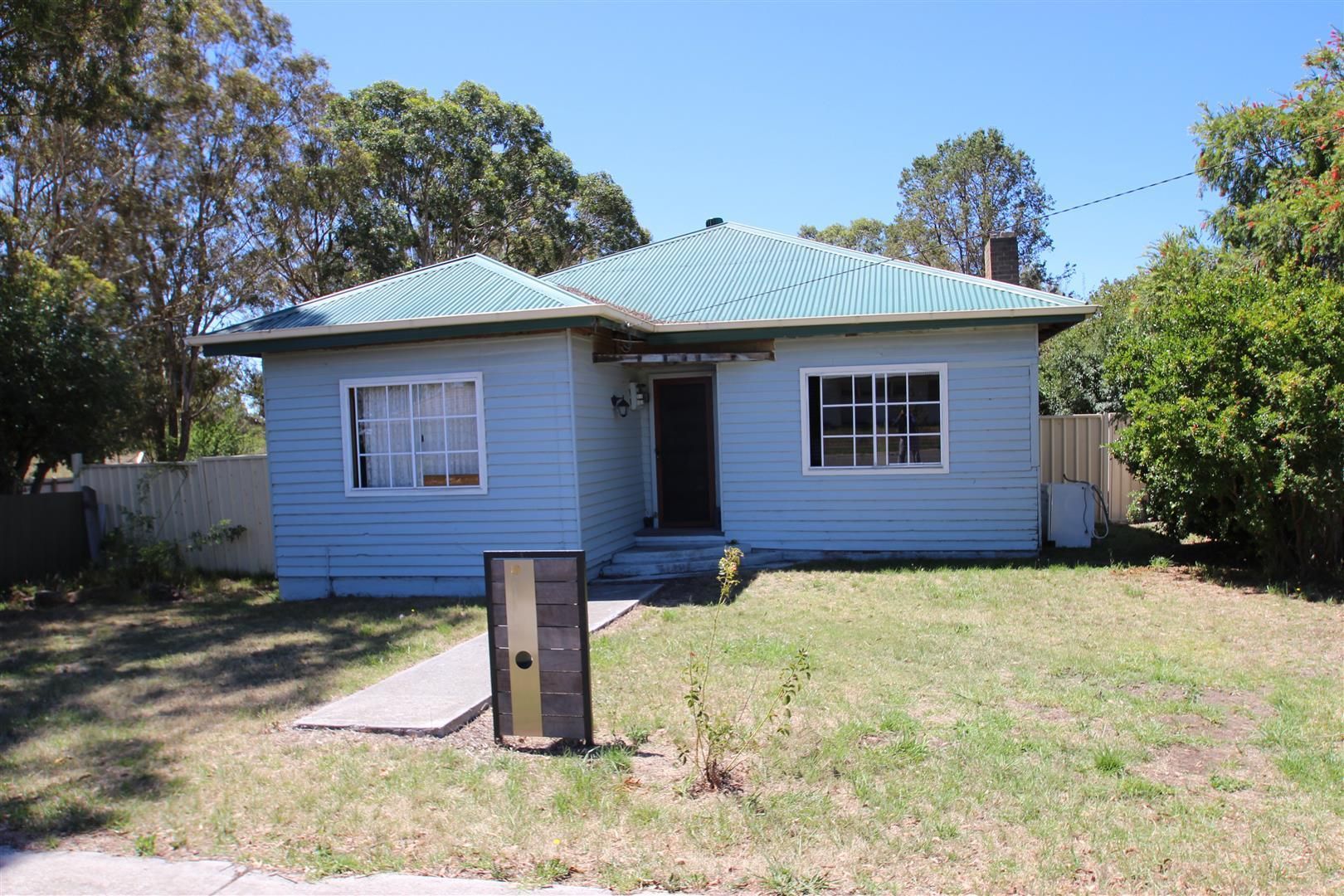 19 Goulburn Street, Marulan NSW 2579