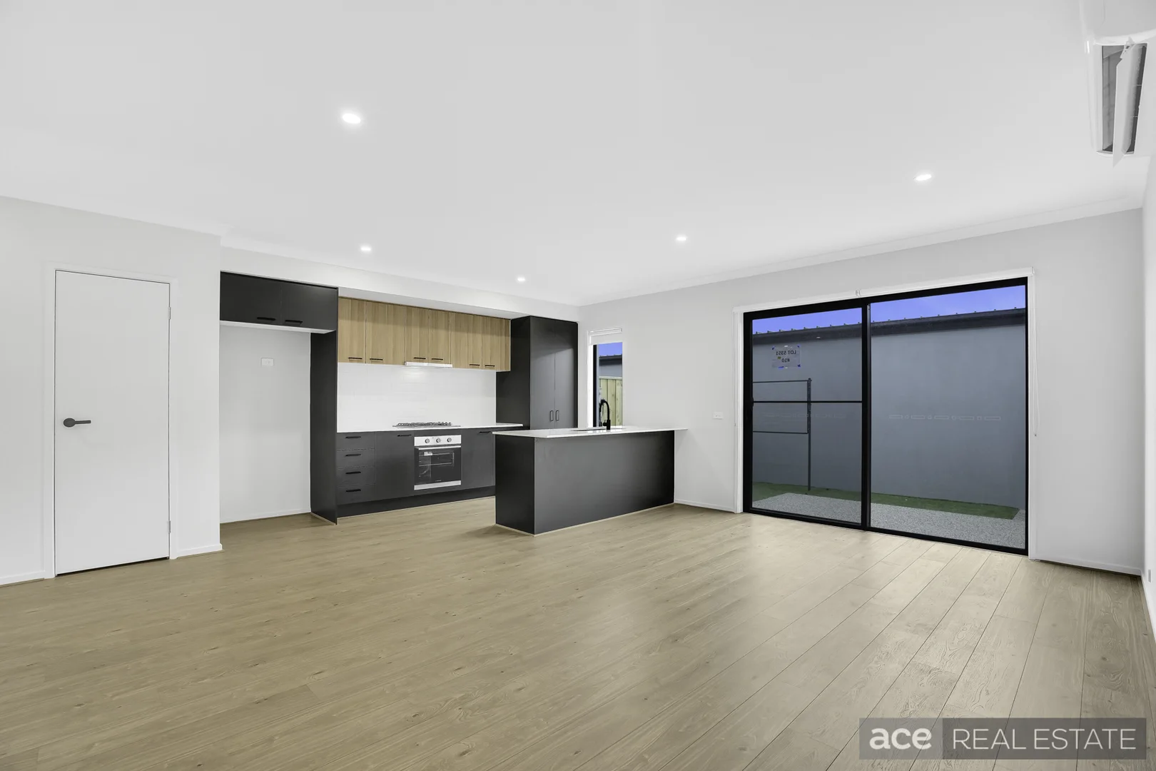 Additional image 4 of 10 Westphalia Walk, Bonnie Brook VIC 3335