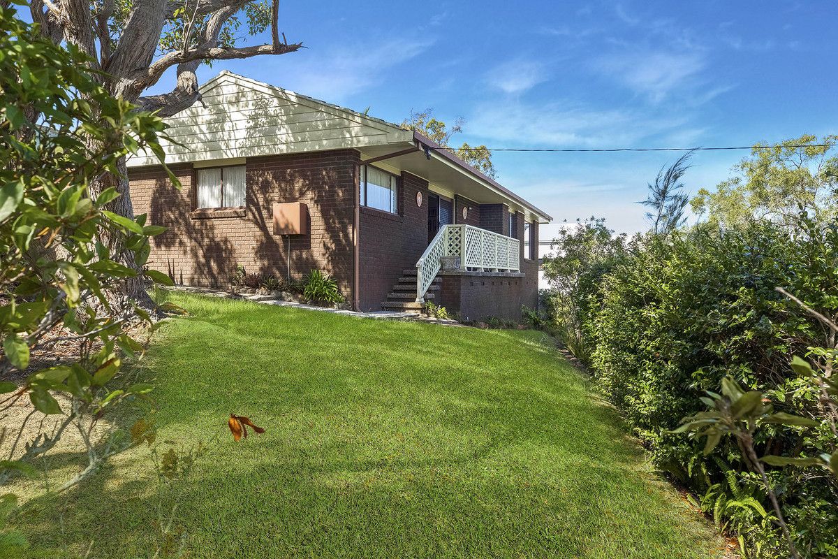 2 Valley View Road, Bateau Bay NSW 2261, Image 0