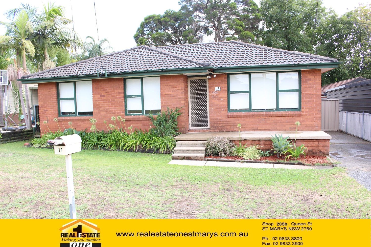 11 Woodview Avenue, Oxley Park NSW 2760 House For Rent 320 Domain