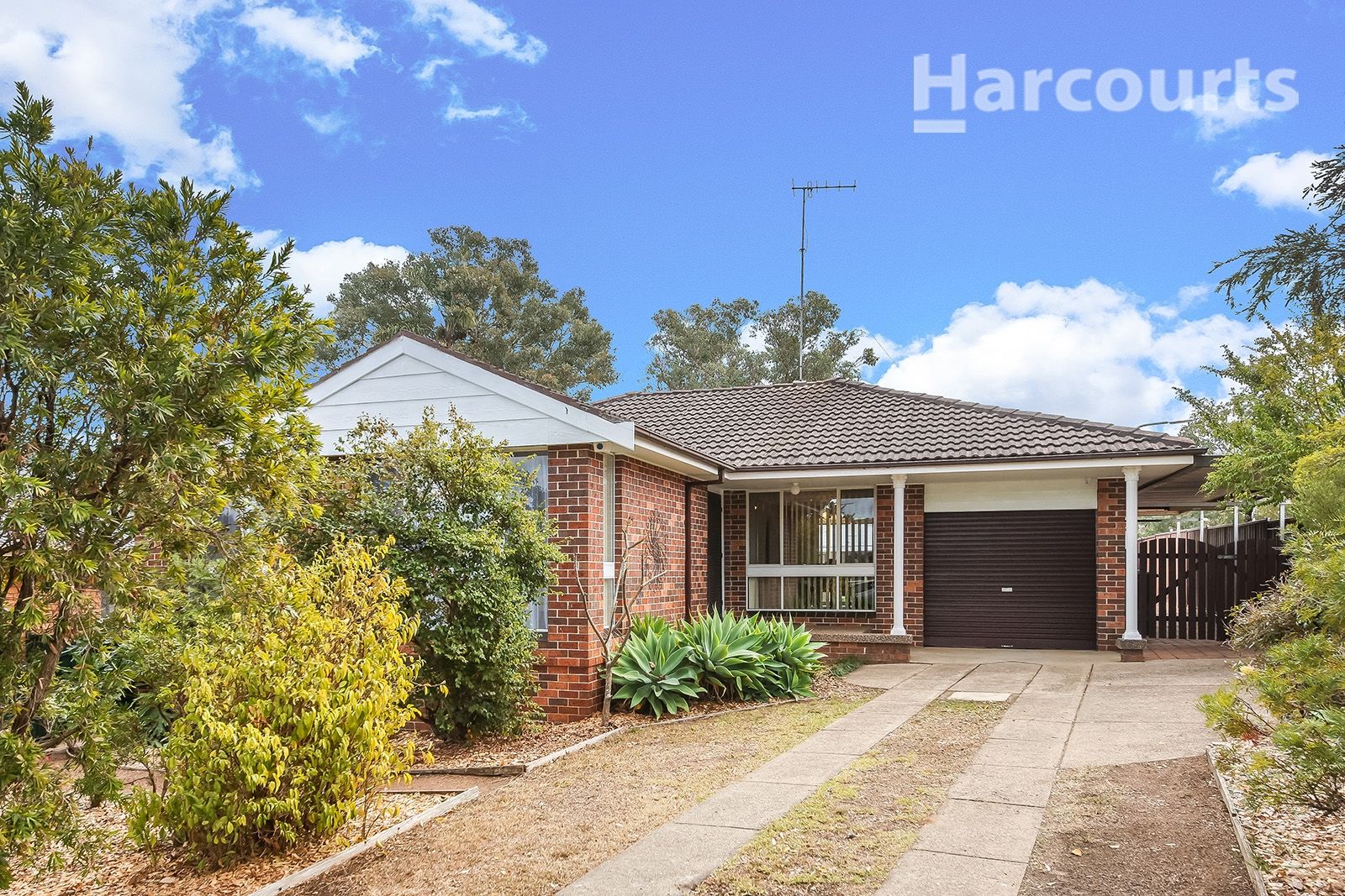 1 Aminya Crescent, Bradbury NSW 2560, Image 0