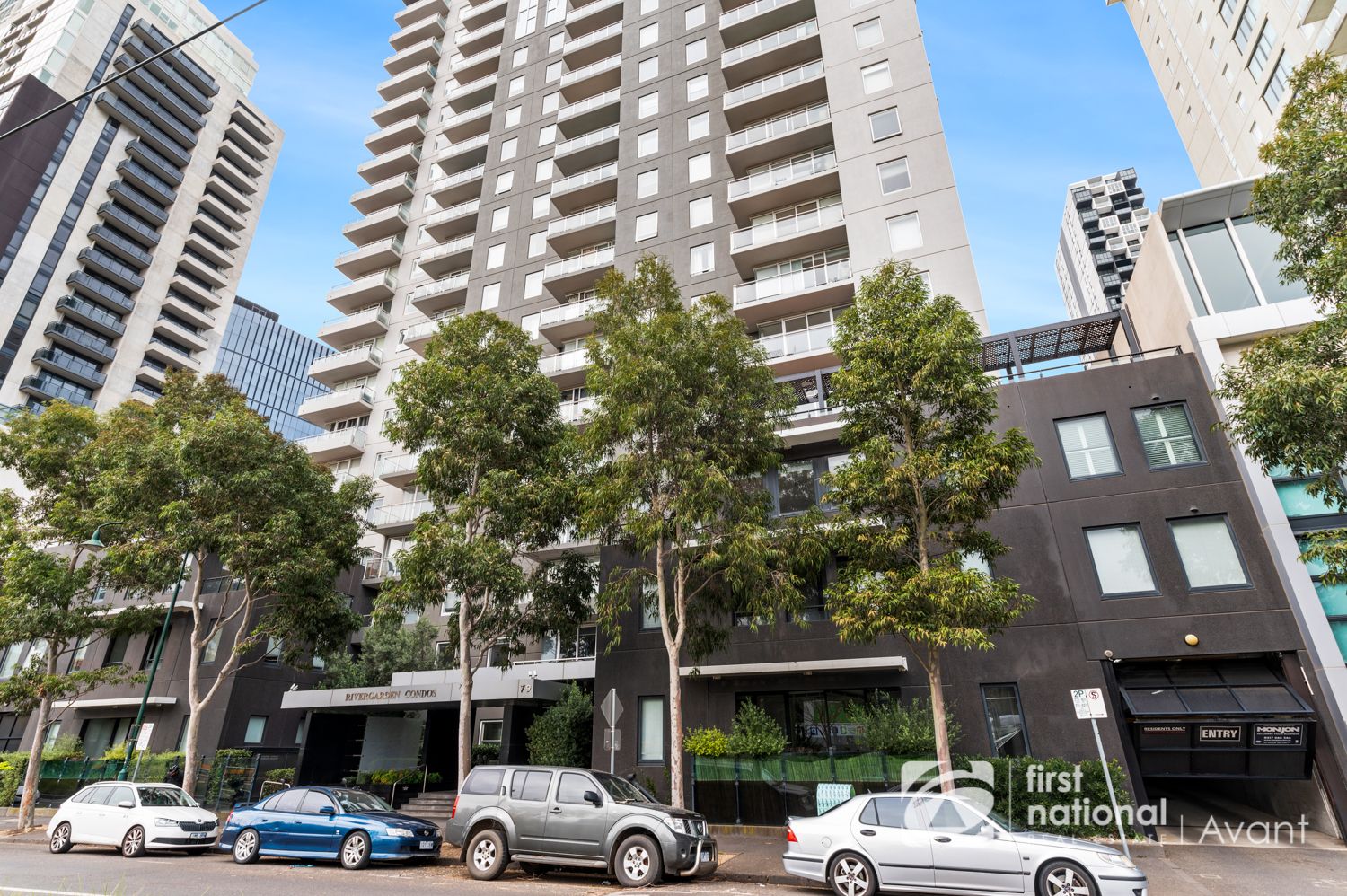 2 bedrooms Apartment / Unit / Flat in 119/79 Whiteman Street SOUTHBANK VIC, 3006
