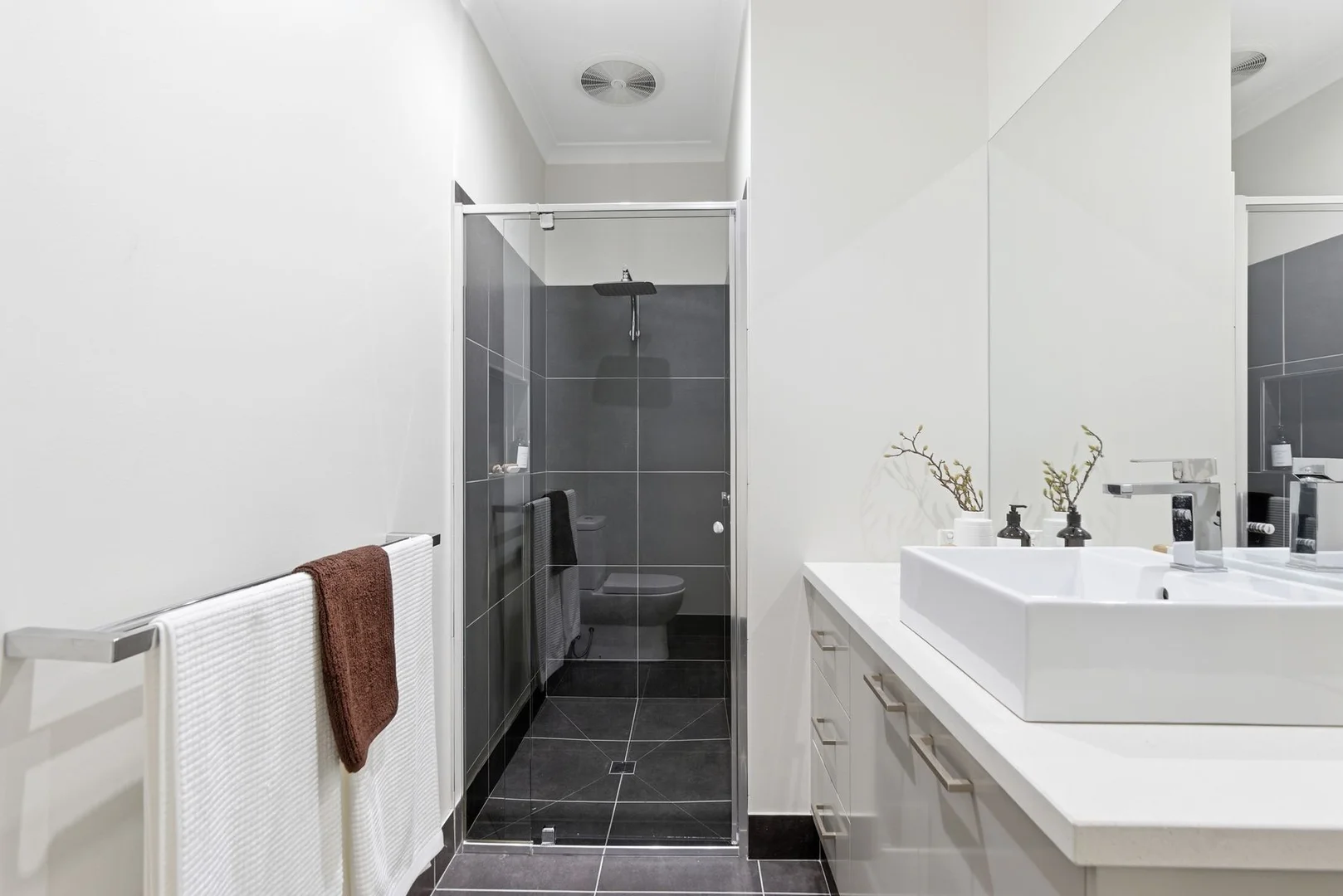 Additional image 5 of 2/3 Ryan Street, North Bendigo VIC 3550