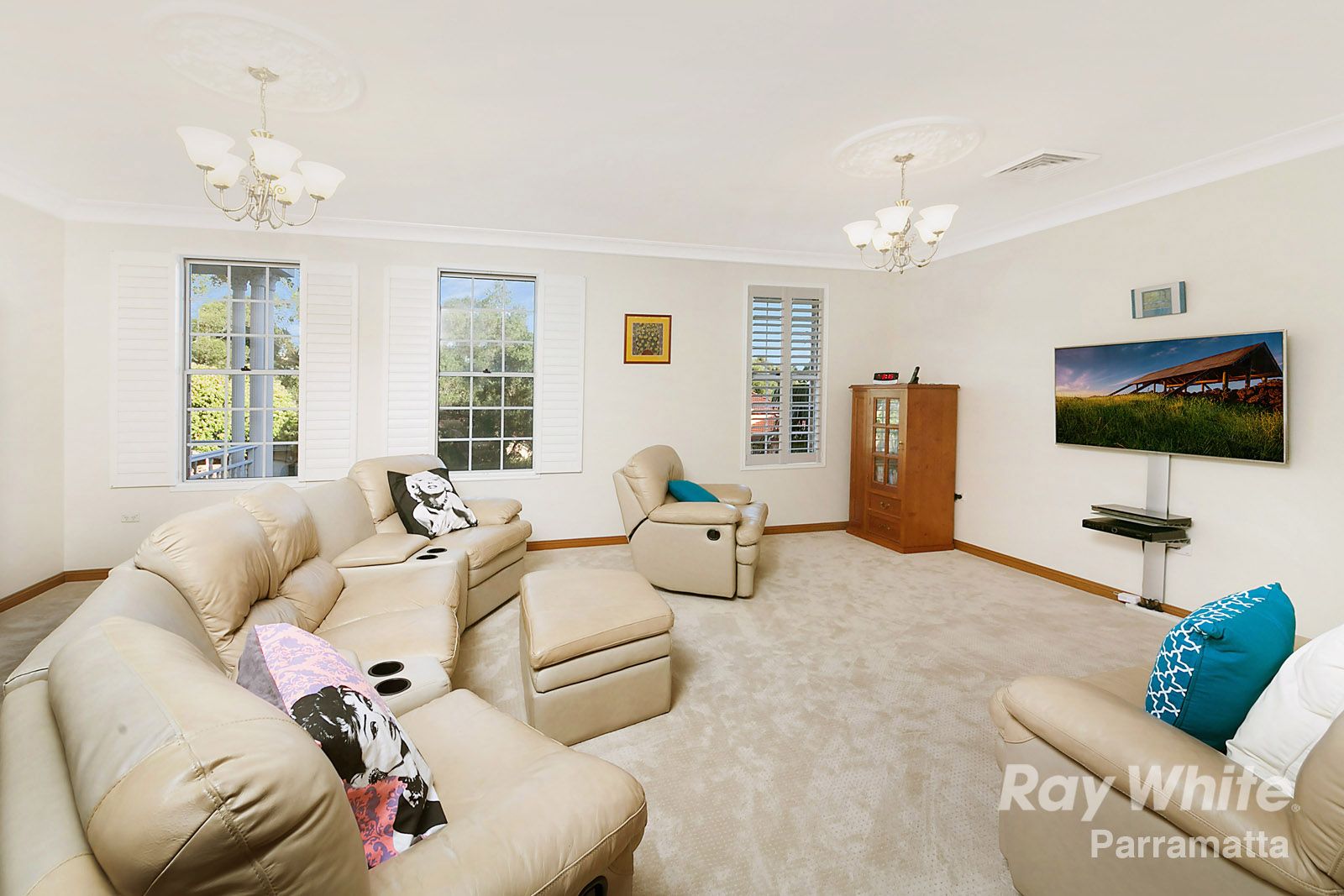 7 Blairgowie Place, Oatlands NSW 2117, Image 2