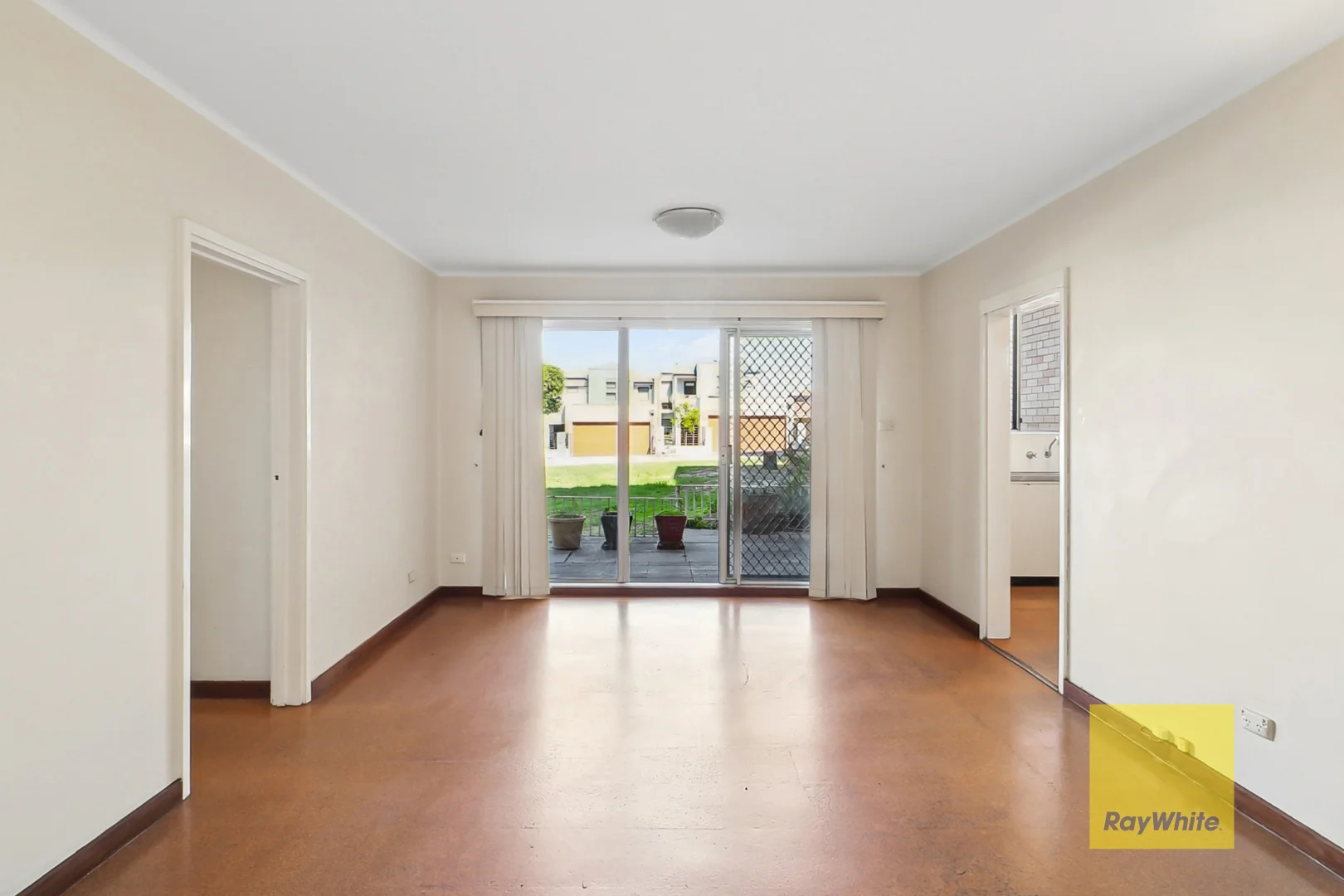 Additional image 3 of 2/71 Golf View Street, Yokine WA 6060