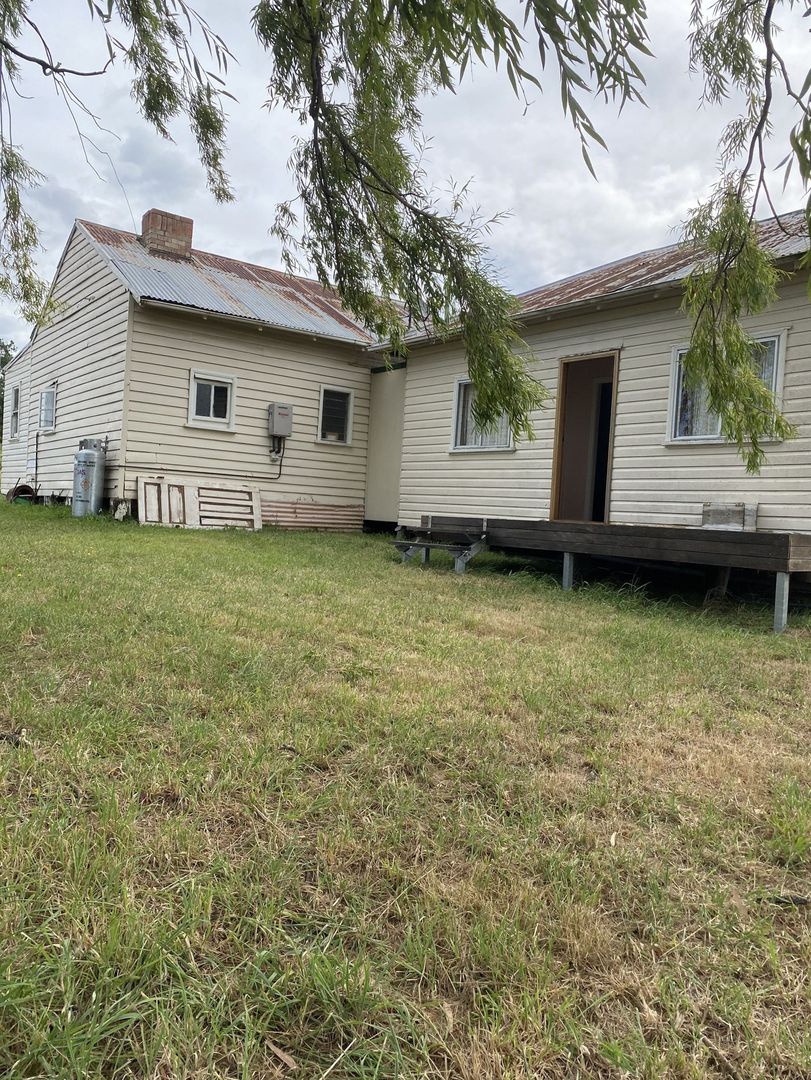 614 Gwydir Highway (Cottage), Glen Innes NSW 2370 House For Rent Domain