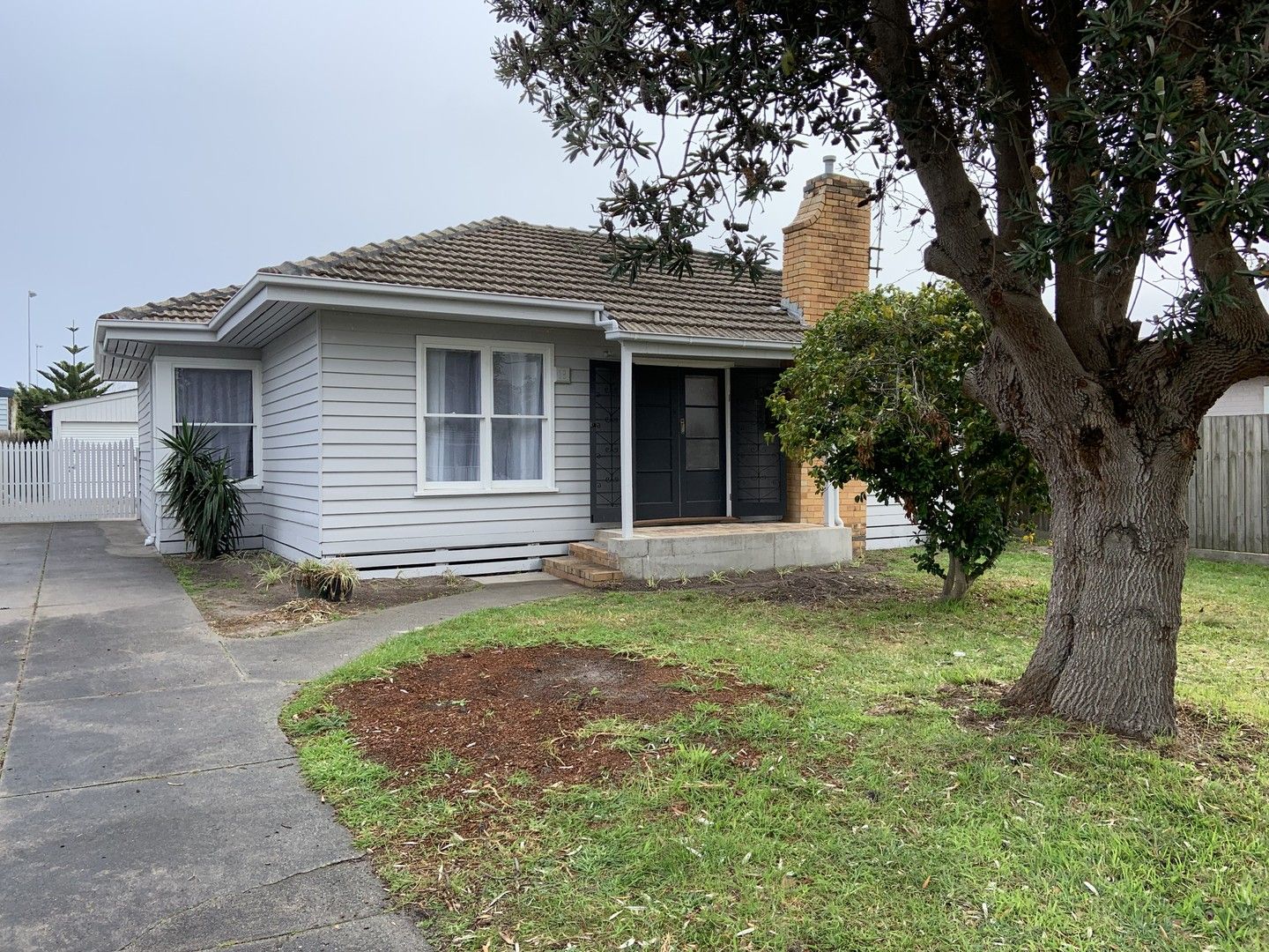 2 bedrooms House in 13 Park Street SEAFORD VIC, 3198