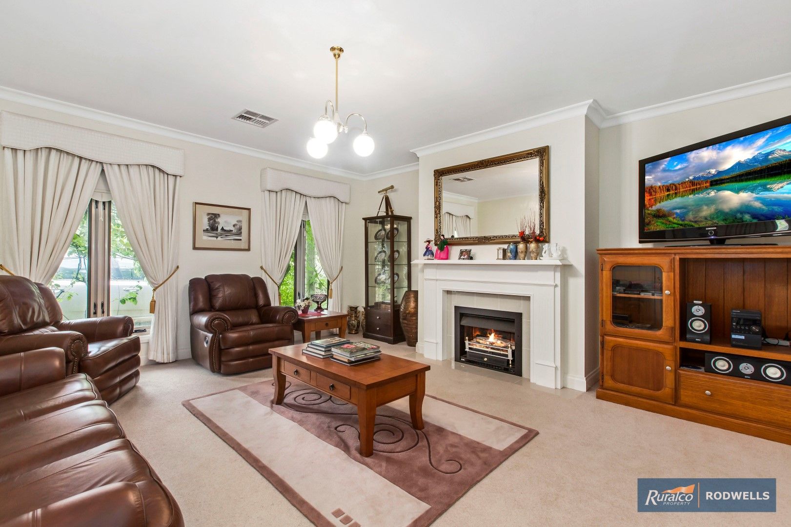 20 The Heights, Hidden Valley VIC 3756, Image 2