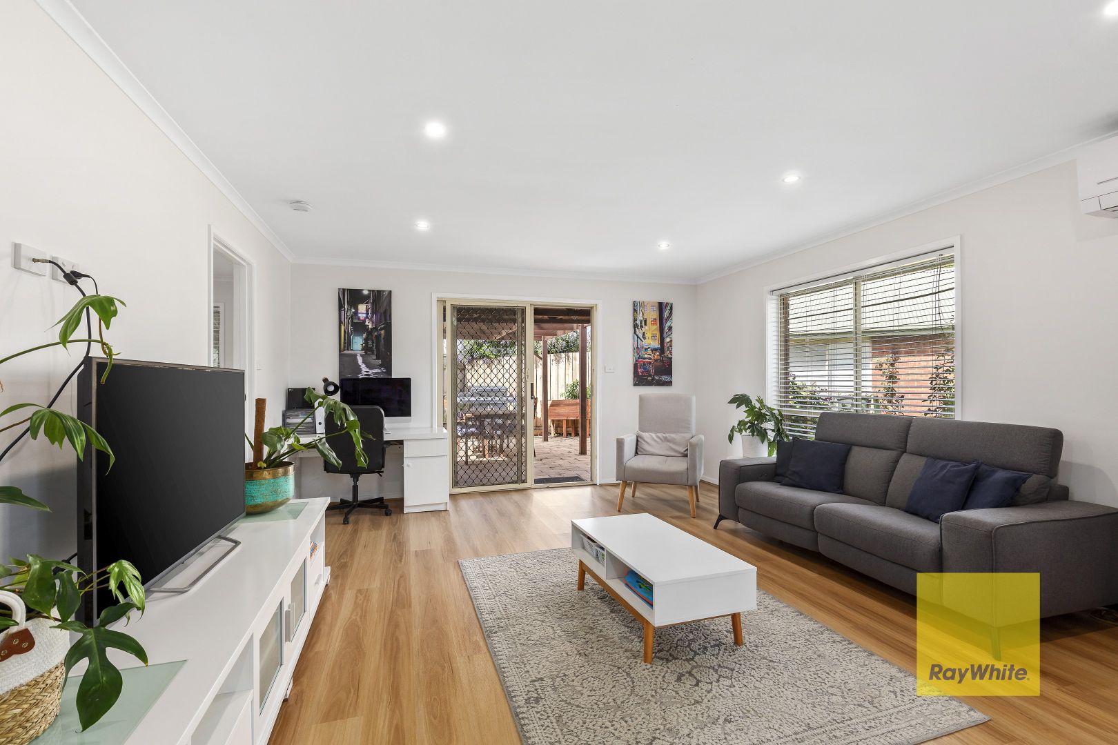 4/1 Bourbon Way, Waurn Ponds VIC 3216, Image 1