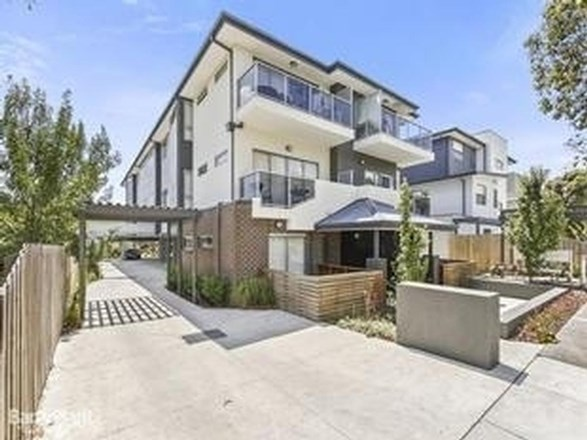 4/12 Alfrick Road, Croydon VIC 3136