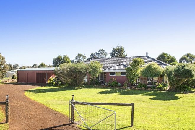 Picture of 74 Pinnacle Avenue, AMBERGATE WA 6280