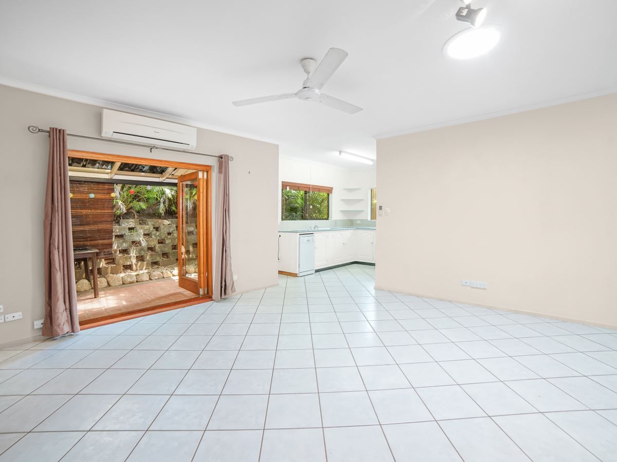 3/6-10 Holmes Street, Stratford QLD 4870, Image 0