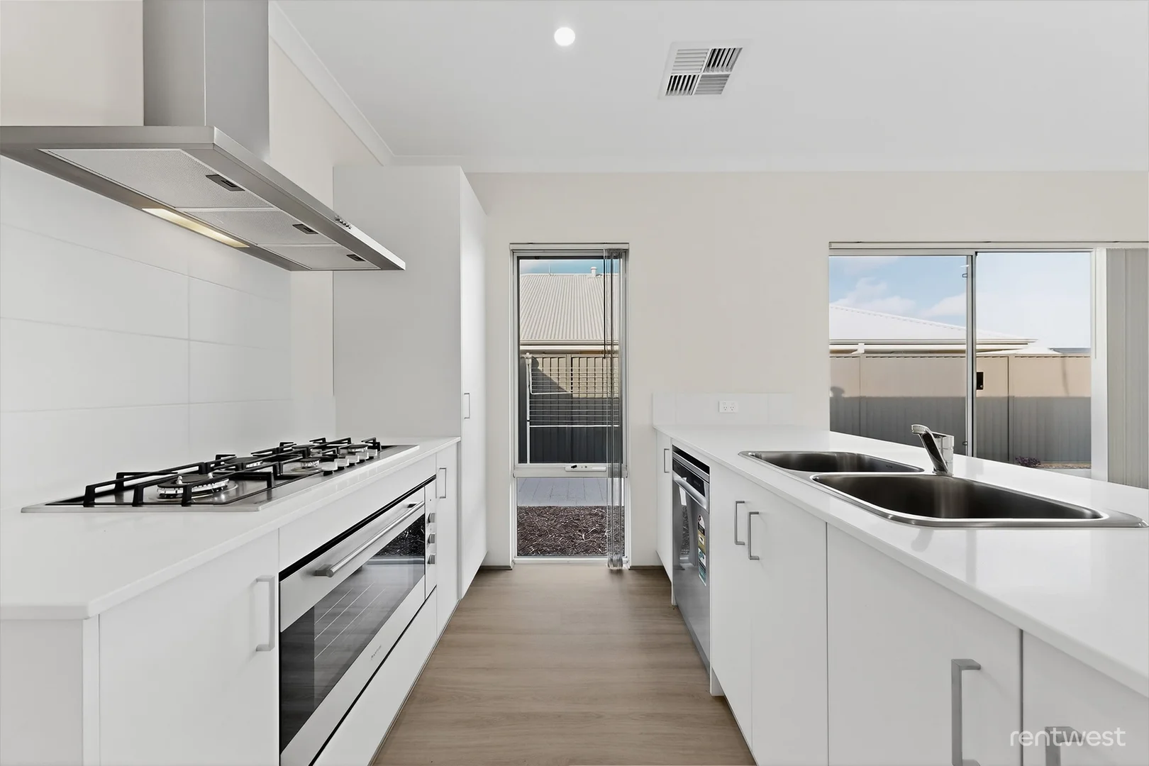 Additional image 4 of 10 Dharug St, Yanchep WA 6035