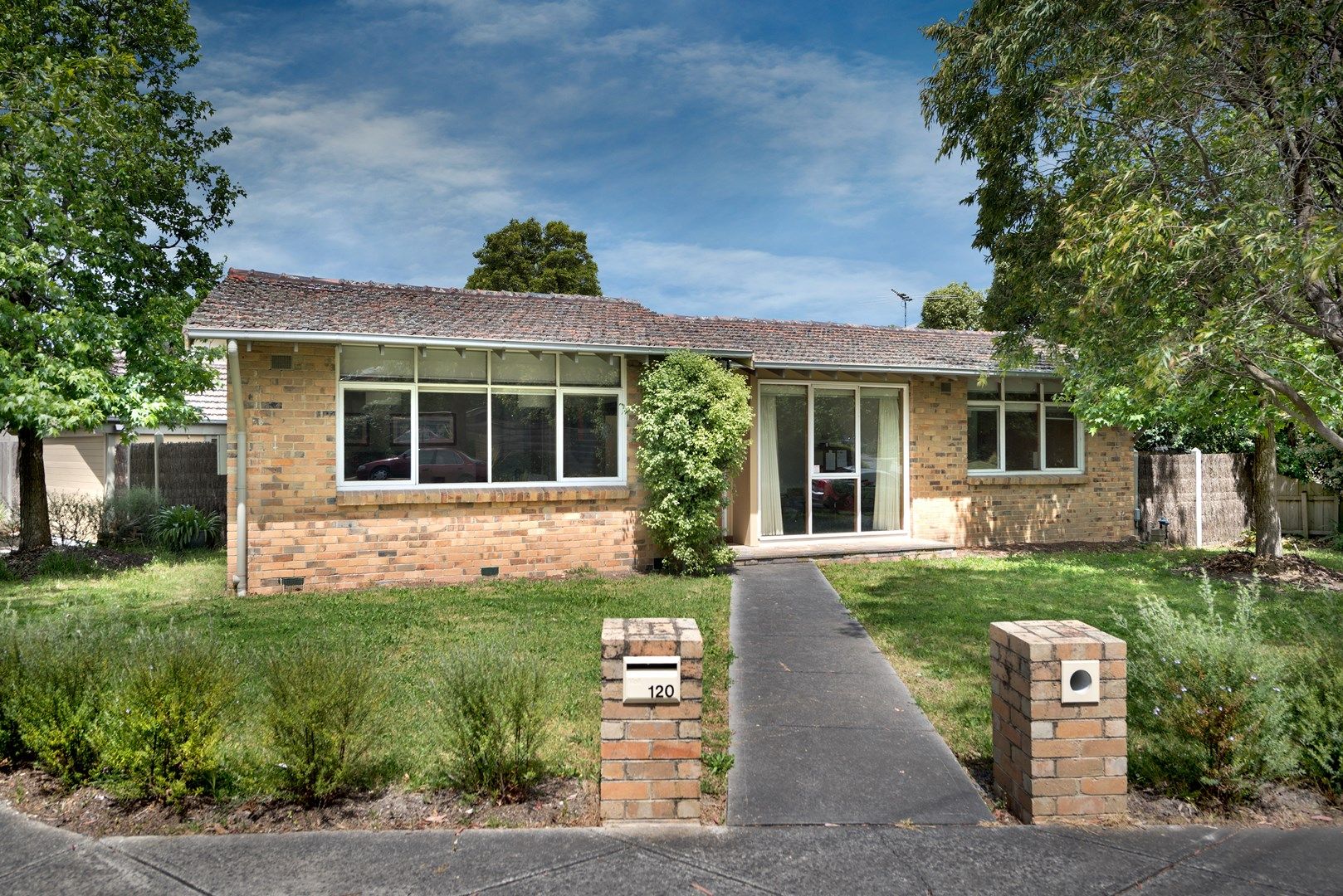 3 bedrooms House in 120 Brunswick Road MITCHAM VIC, 3132