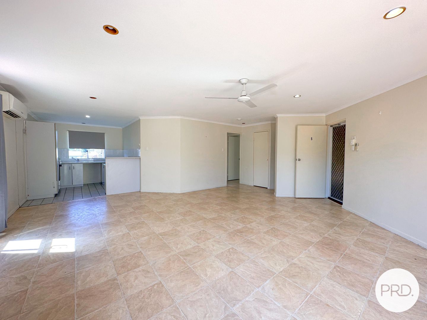 5/18 Parkside Street, Tannum Sands QLD 4680, Image 2