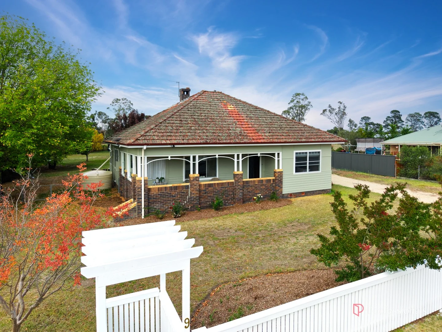 9 Leece Road, Uralla NSW 2358