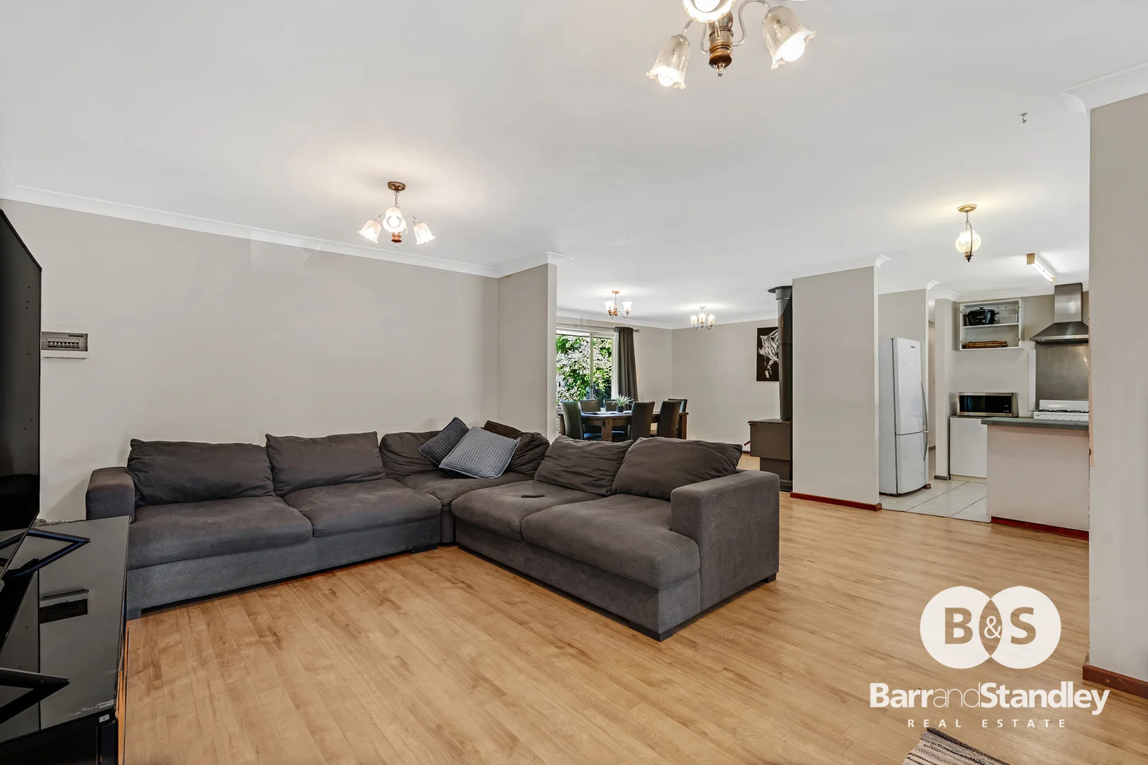 Additional image 3 of 11 Reynolds Road, Capel WA 6271