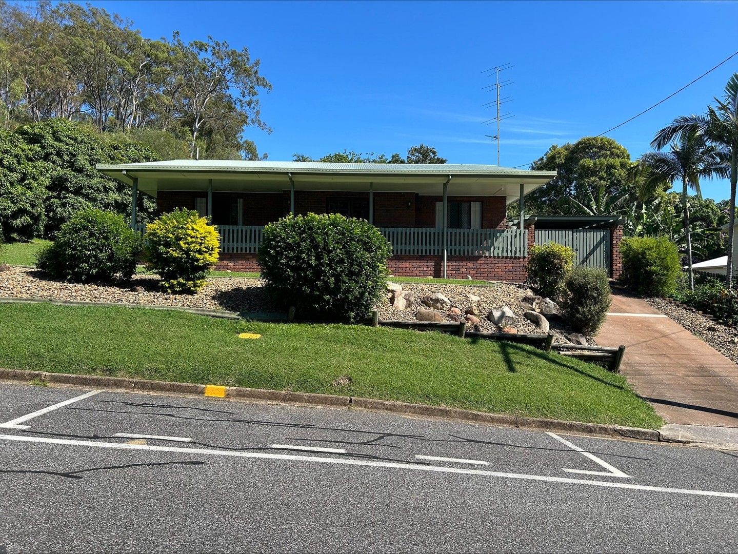 5 bedrooms House in 81 Boles Street WEST GLADSTONE QLD, 4680