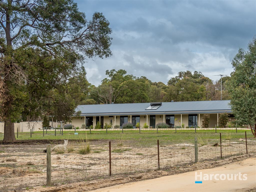 88 Devon Way, Lower Chittering WA 6084, Image 2